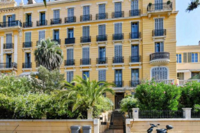 Superb flat with sea view in the former Hyères Grand Hotel - Welkeys